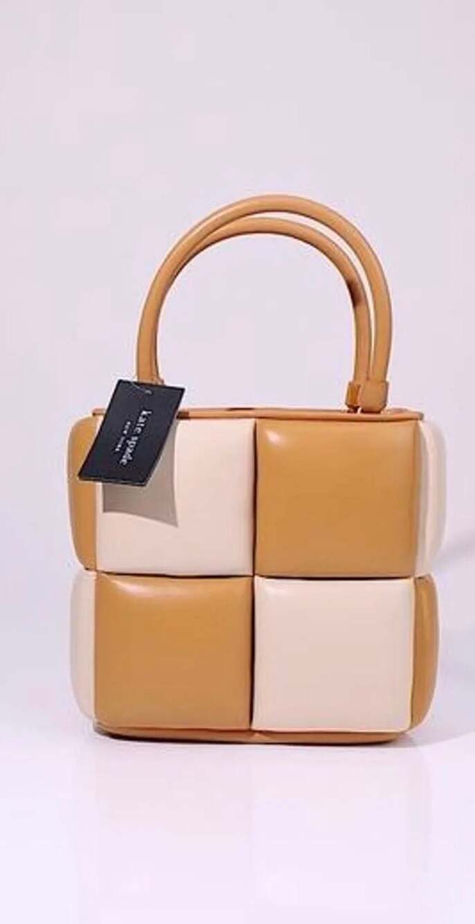 Kate Spade Boxxy Colorblocked Smooth Leather Tote in Bare Multi